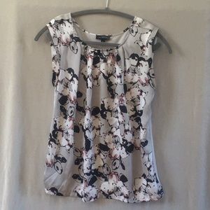 The Limited sleeveless blouse